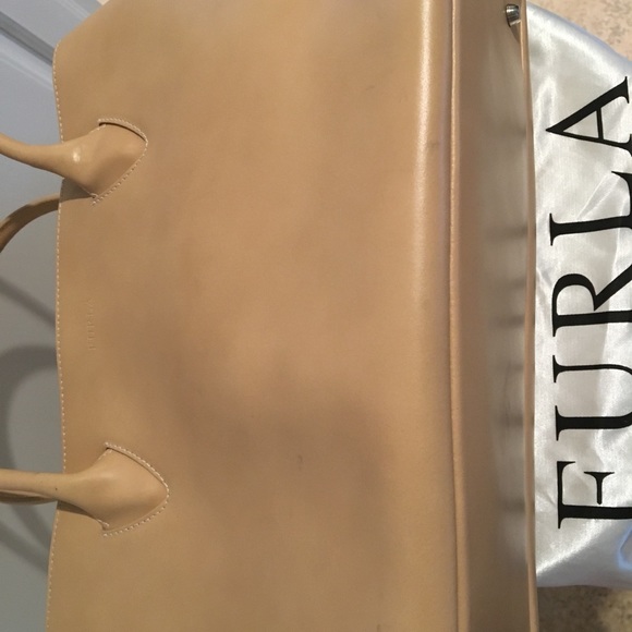 🌷Furla Tote/Handbag🌷 - Picture 5 of 7